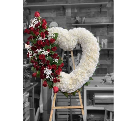 White open heart with cluster