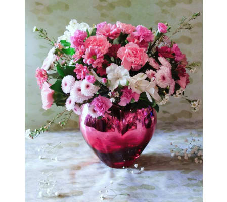 DESIGNER CHOICE FTD RED HEART VASE