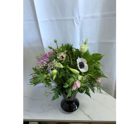 Anemone Dreamer Bouquet (Blushes)