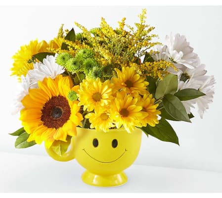 Smiling Joyfully Cup