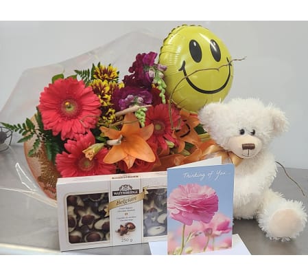 Fresh Cut Bouquet Package Deal