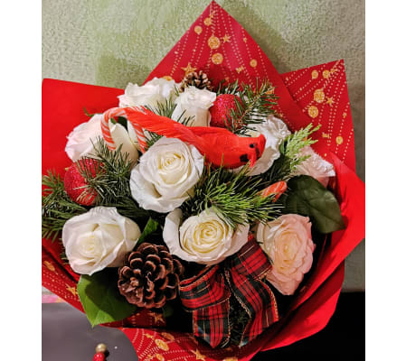 HAPPY HOLIDAY - WHITE ROSE BOUQUET