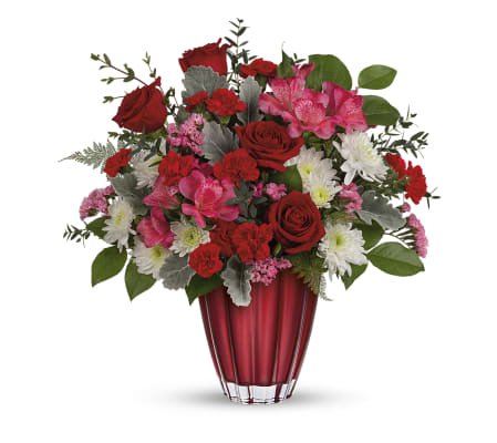 The Teleflora Sophisticated Love Bouquet