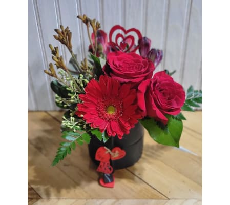 Sweet Sentiment Valentine Arrangement