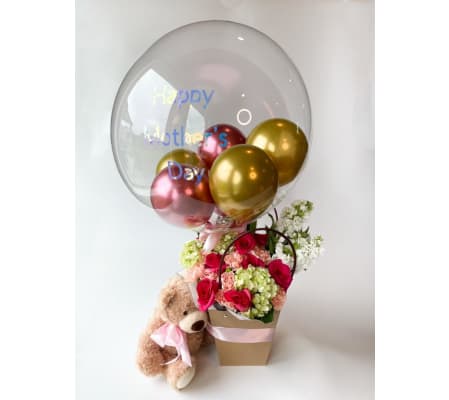 Lia Bear Bouquet with Balloon