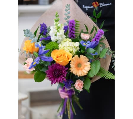 Lakeside Sunset Handtied Bouquet