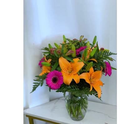 Passionate Lilies Bouquet By Floratechnics