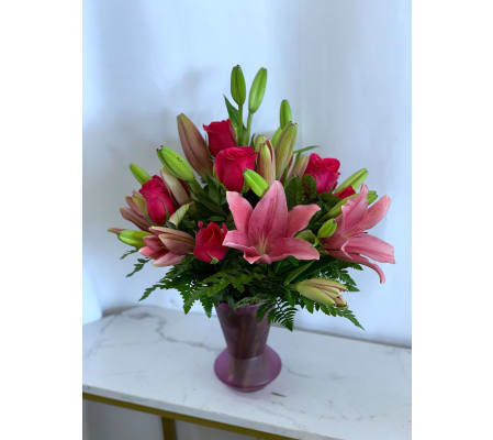 Blushing Lily Rose Delight