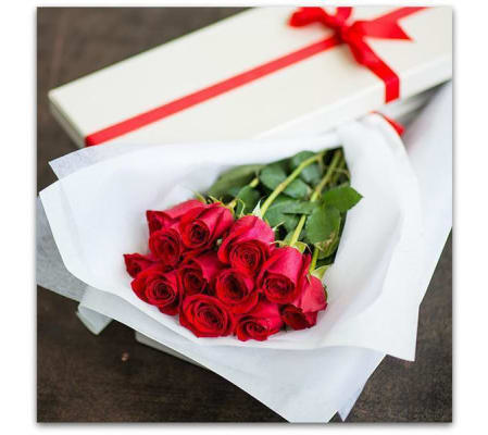 Dozen Long Stem Red Roses in a Box