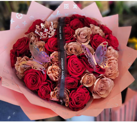 Peachy Scarlet Bliss