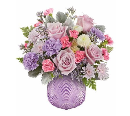 Teleflora's Dreamy Blooms Bouquet