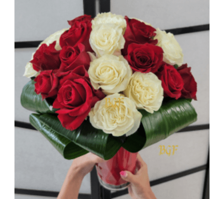 Godness Glam white and red Roses 