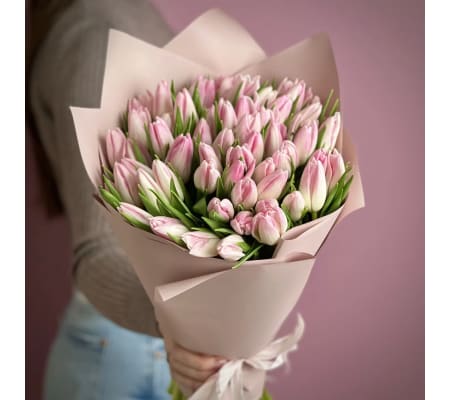 #10 Premium Tulips