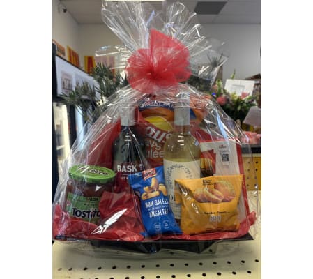 The Wine and Beer Cheers Basket: A Feast of Flavors!