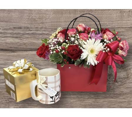 Bloom Bag with Chocolate and Mug