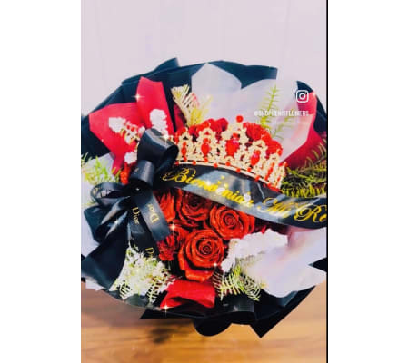 Glittering Rose Majesty