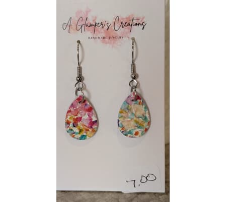 Floral mini teardrop leather earrings