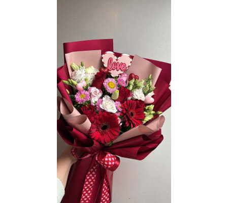 Rosy Embrace Delight