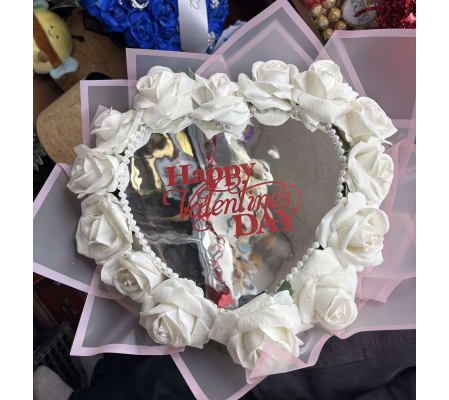 Sweetheart Rose Mirror