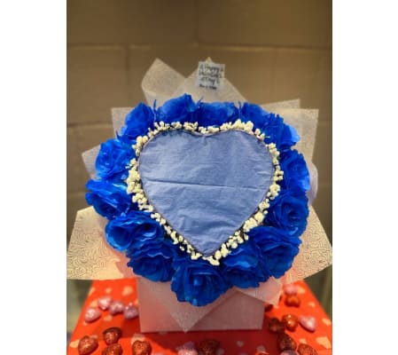Blue Reveal Burn Bouquet 5