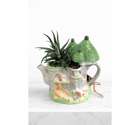 Vintage Teapot Planter (1 of a kind)
