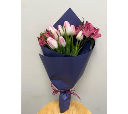  Tulips Mini Bouquet