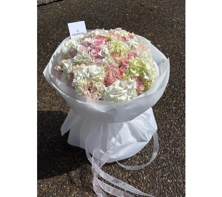 Premium Blush Garden Bouquet