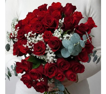 Passionate Embrace Roses