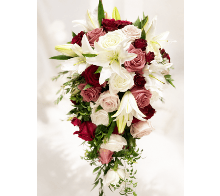 Timeless Romance Cascade