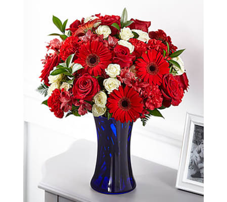 FTD Hearts Embrace Bouquet