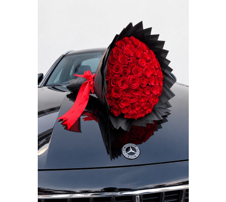 Exclusive Romantic Bouquet of the Month 
