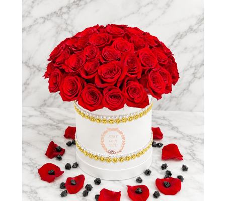 Romantic Rose Love Box 