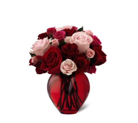 The FTD® My Heart to Yours™ Rose Bouquet 2016