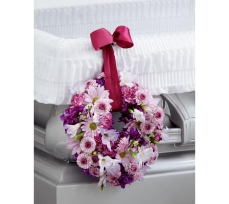 The FTD® Thoughts & Prayers™ Wreath