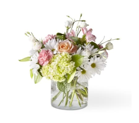 The FTD® Flutter By Bouquet 2021