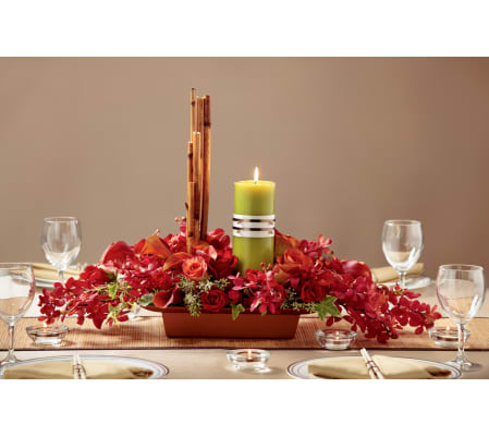 The FTD® Dramatic Garden™ Centerpiece
