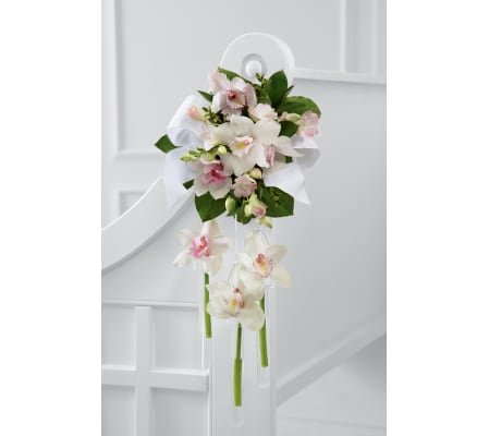 The FTD® Perfect Entrance™ Arrangement