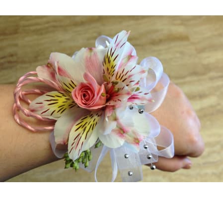 pink and white corsage