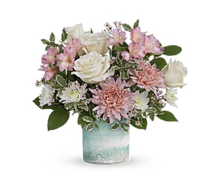 Teleflora's Sweetly You Bouquet