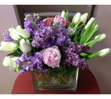 classi bouquet in lavender and white