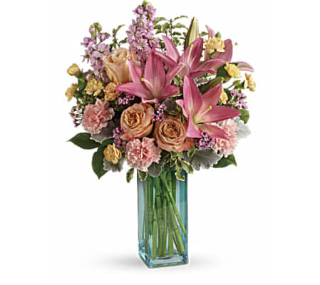 Teleflora's Pretty and Posh Bouquet