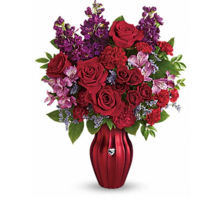 Teleflora's Shining Heart Bouquet