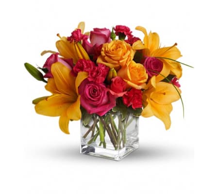 Teleflora's Uniquely Chic