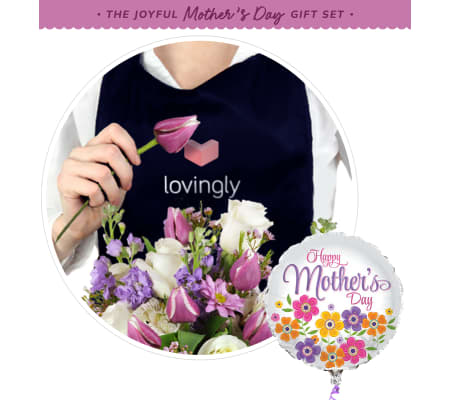 Just for Mom Bouquet & Balloon Bundle
