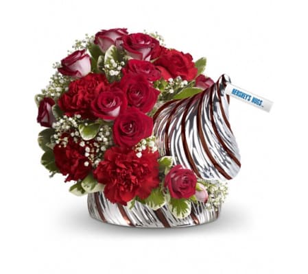 HERSHEY'S HUGS™ Bouquet by Teleflora