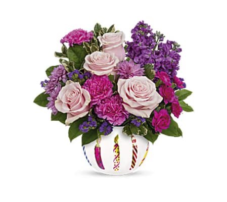 Teleflora’s Birthday Greetings Bouquet