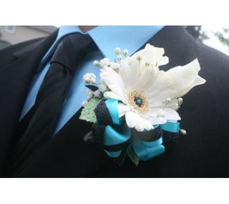 Classic Gerberas Boutonniere