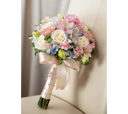 The FTD® Sweet Innocence™ Bouquet