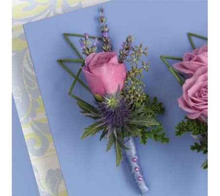 PURPLE ROSE BOUTONNIERE