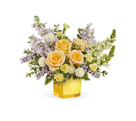 The Teleflora's Sunshine Dreams Bouquet